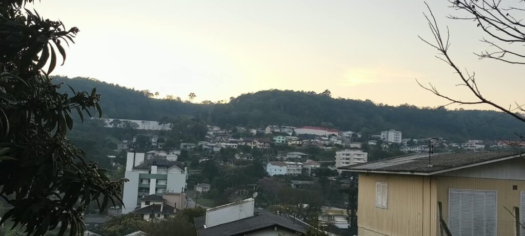 Quarta-feira terá sol entre muitas nuvens em Nova Bassano