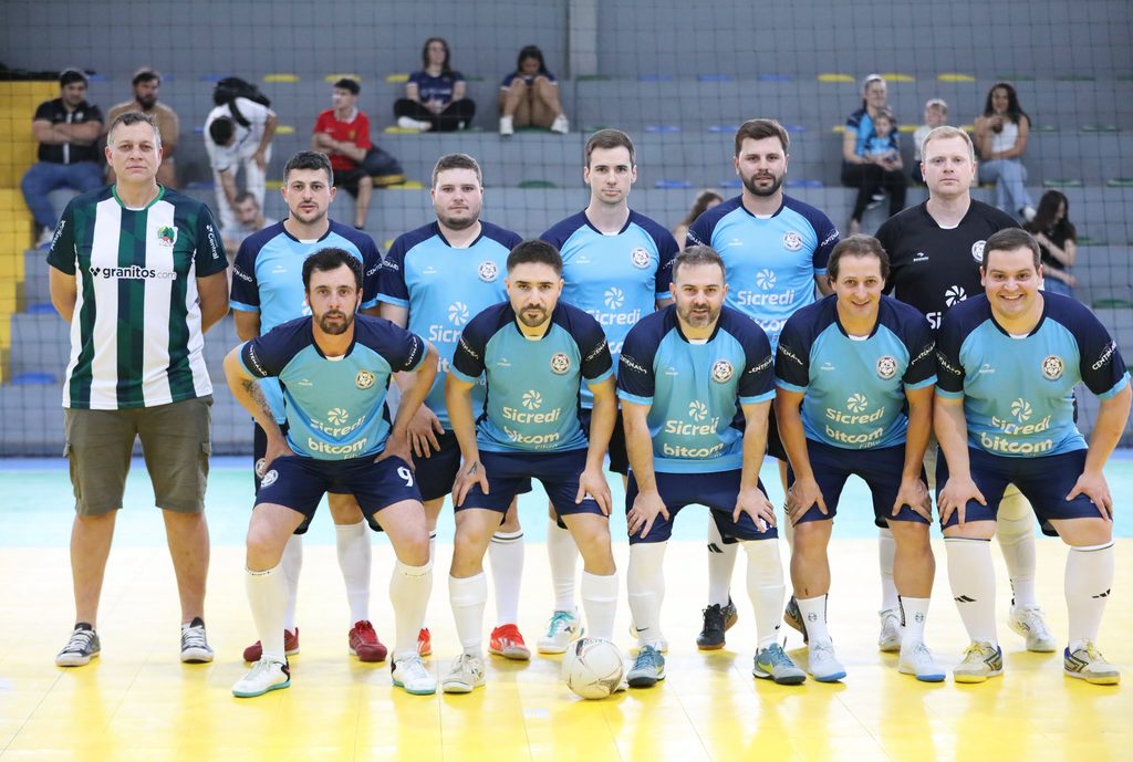 Campeonato Municipal de Futsal 2026 começa com muitos gols em Nova Araçá
