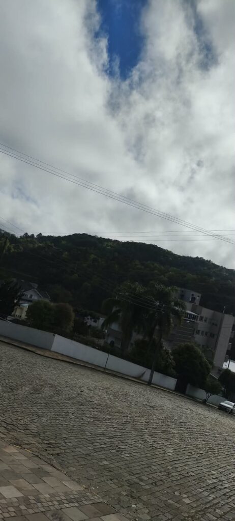 Nova Bassano terá quarta-feira de sol entre muitas nuvens e temperaturas baixas