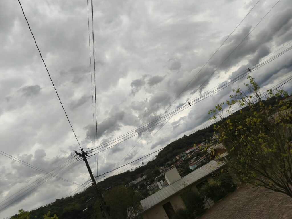 Chuva deve marcar esta segunda-feira em Nova Bassano
