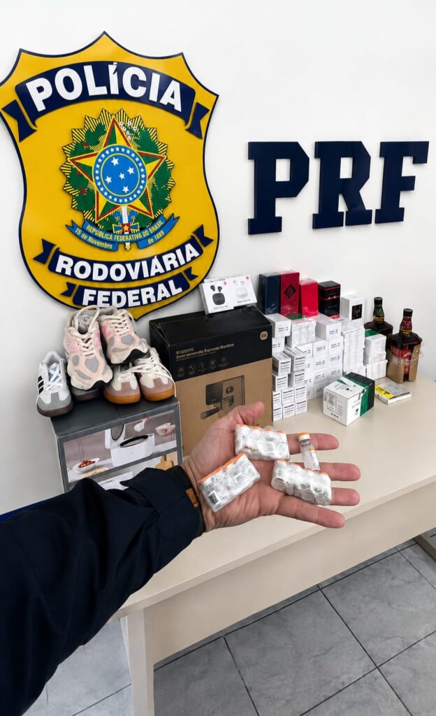 PRF apreende medicamentos e mercadorias irregulares em Bento Gonçalves