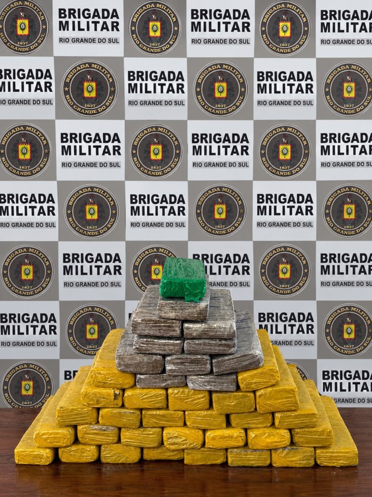 Brigada Militar apreende mais de 30 quilos de maconha em Nova Prata