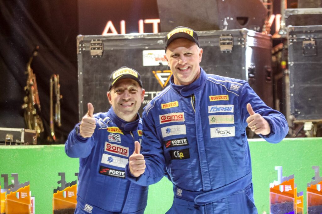 Navegador de Nova Prata conquista título do Campeonato Brasileiro de Rally de Velocidade