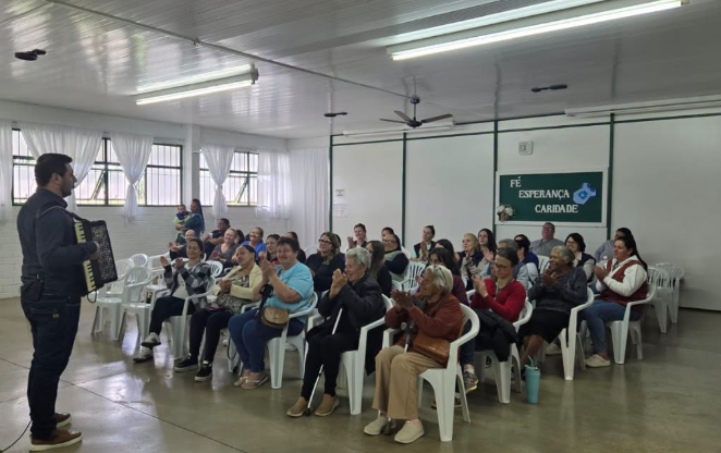 Nova Prata promove palestra-show sobre histórias e vínculos familiares