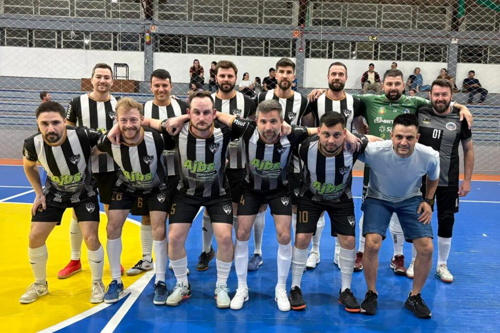 Campeonato Municipal de Futsal tem goleada e empate em rodada desta quarta-feira