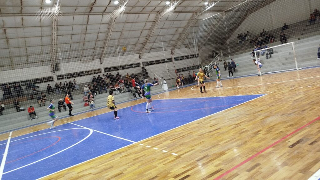 6ª rodada do Campeonato Municipal de Futsal movimenta Nova Bassano nesta sexta-feira