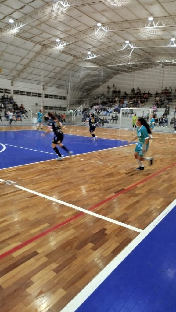 3ª rodada do Municipal de Futsal de Nova Bassano tem quatro jogos e 20 gols em quadra